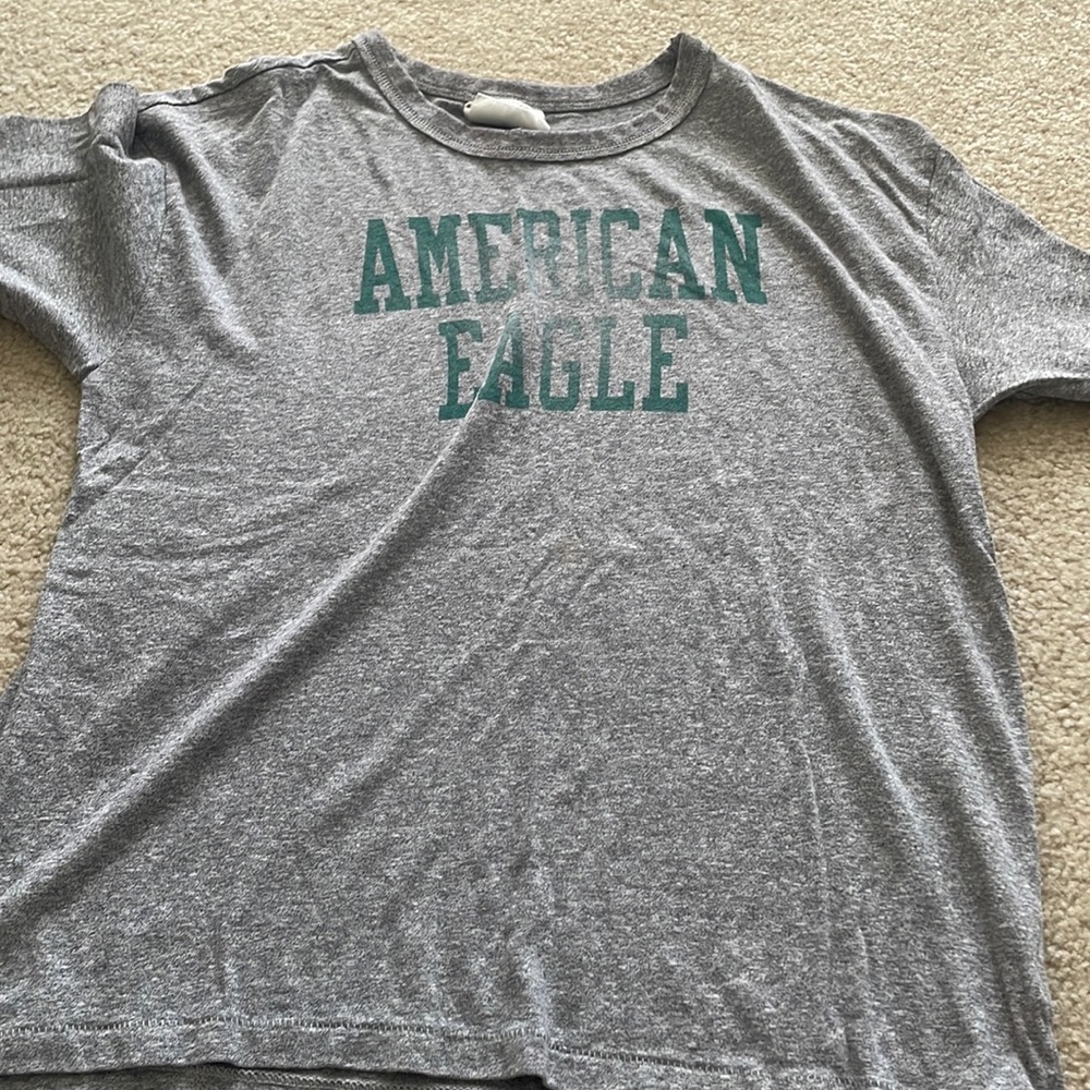 American Eagle Grey And Green T shirt